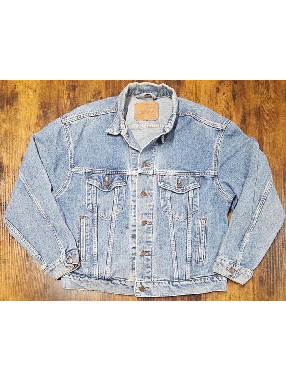 Vintage 90s Levi's Strauss Blue Denim Trucker Jacket Medium USA‎  1993